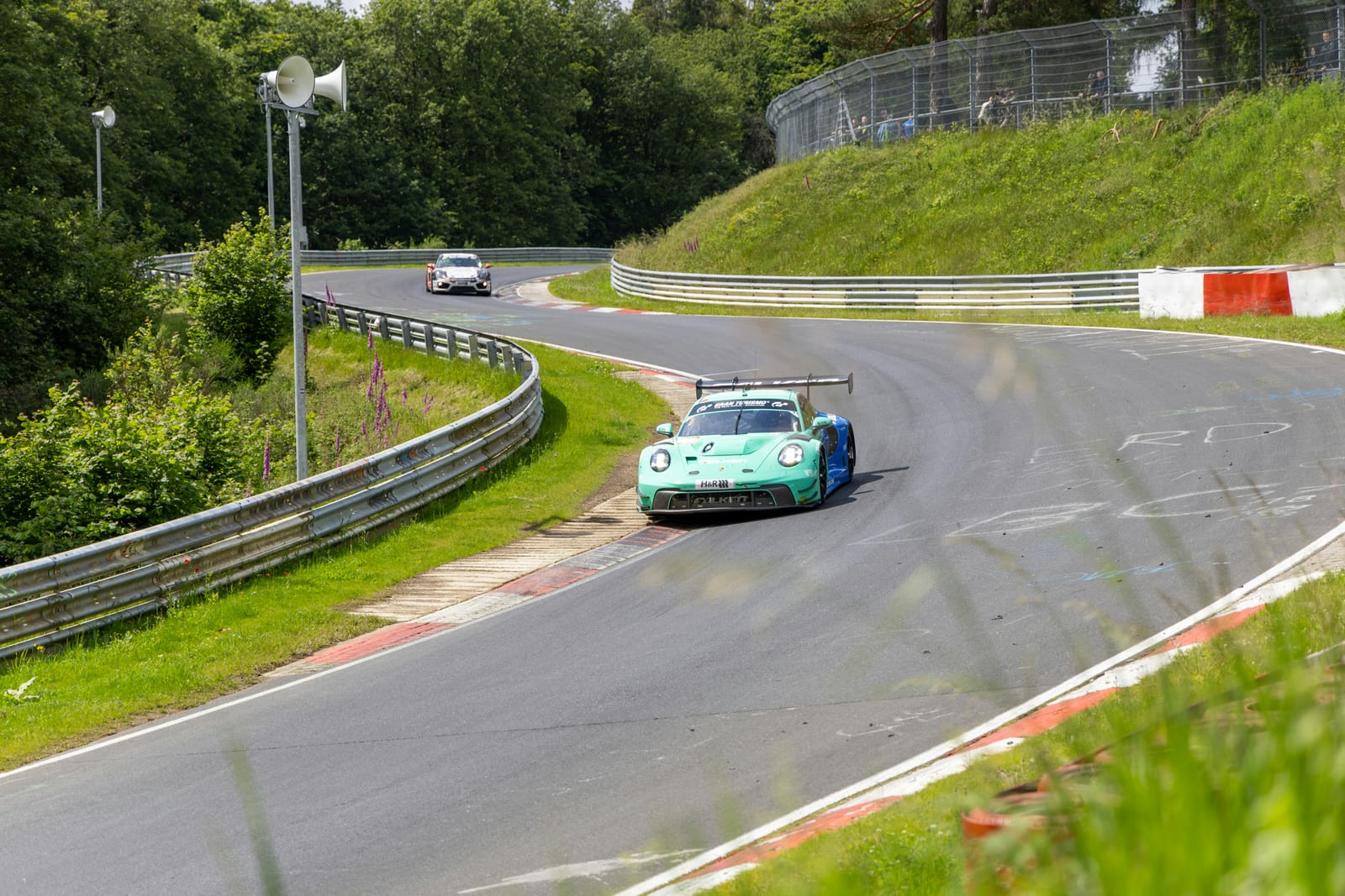 A Falken-liveried Porsche 911 GT3 R on the Nürburgring Nordschleife