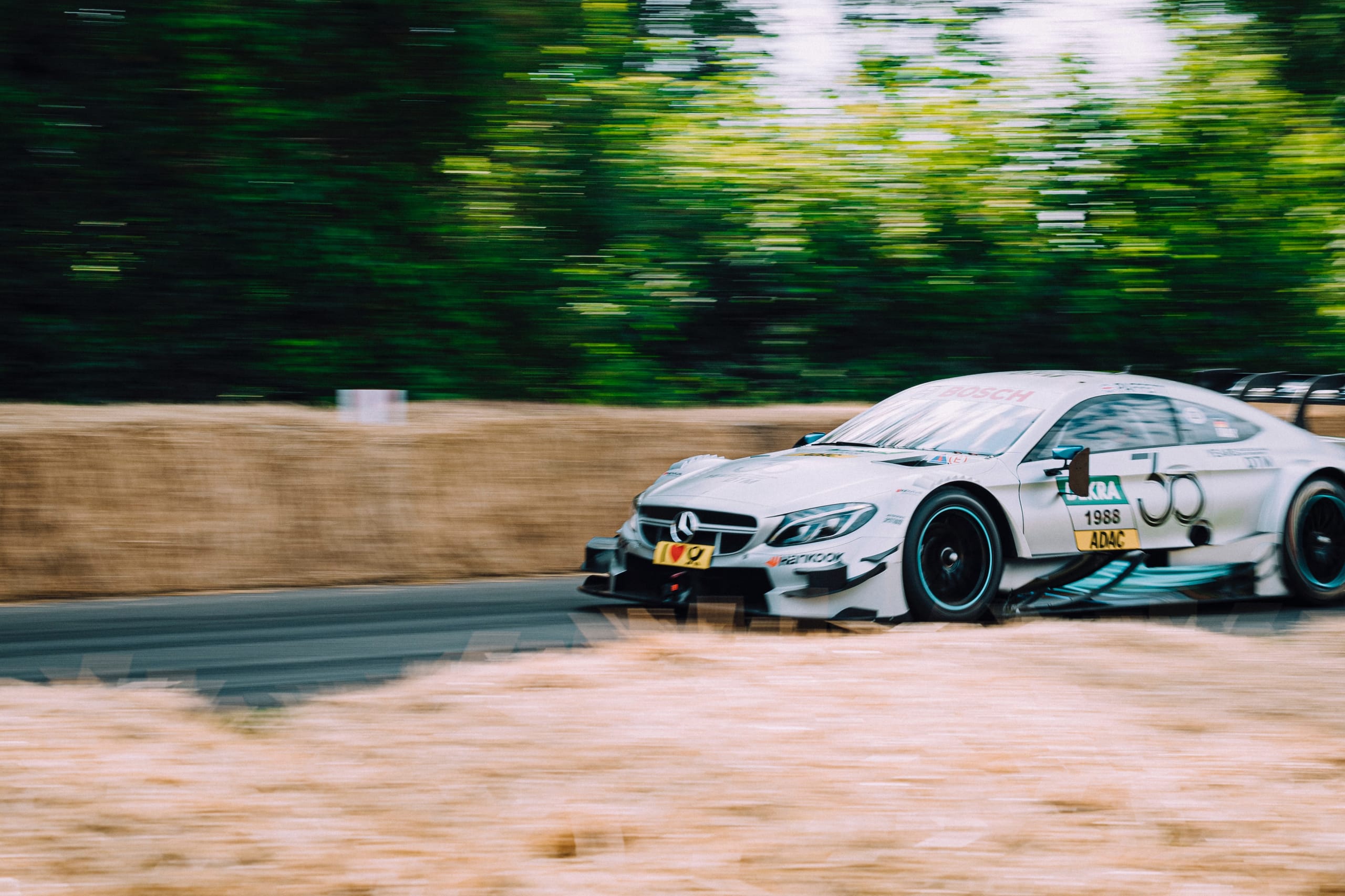 BTCC race car representing the era when regressive suspension geometry was a documented design risk
